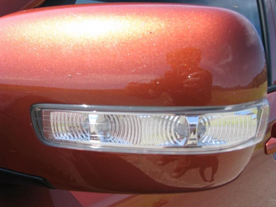  Kia Borrego 2009 года  (фото 48 из 345)